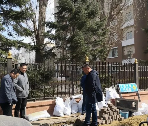 商服施工挖斷電纜,愛建大面積停電|多位居民被困電梯